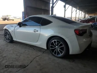 2017 Toyota 86 with VIN JF1ZNAA18H8704746, listed as a Copart auction lot 45767335 with 75,805 mi miles and Salvage Title. Bid and sale history available at carsss.com. Image 2.