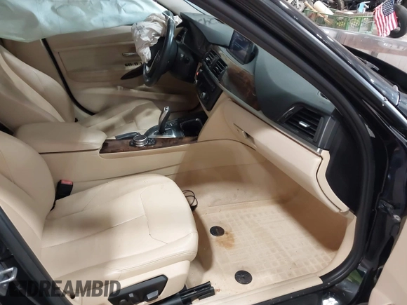 2014 BMW 3 Series 328i xDrive с VIN WBA3B5G53ENS09259, выставлен на аукционе IAAI как лот 42358472 с пробегом 152 425 миль миль и . История ставок и продаж доступна на DreamBid. Изображение 5.