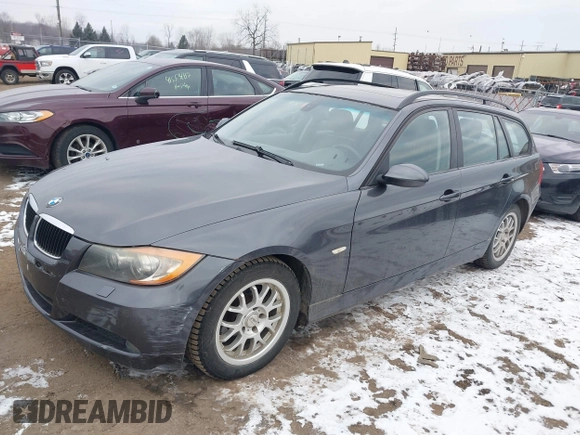 2007 BMW 3 Series 328i with VIN WBAVS13587FX15951, listed as a IAAI auction lot 41530164 with 153,051 mi miles. Bid and sale history available at carsss.com. Image 18.
