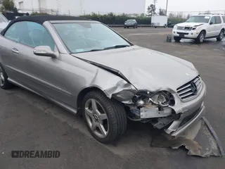 2005 Mercedes-Benz CLK 500 with VIN WDBTK75GX5T045909, listed as a IAAI auction lot 41173758 with 195,597 mi miles and . Bid and sale history available at DreamBid. Image 6.