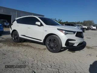 2021 Acura RDX w/A-Spec Package z VIN 5J8TC1H61ML013879, wystawiony jako Copart lot #54783485 z przebiegiem 47 230 mil mil oraz Szkoda całkowita • Salvage title. Historia ofert i sprzedaży dostępna na DreamBid. Obrazek 4.