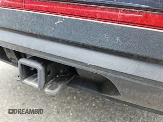 2024 Volkswagen Atlas SE z VIN 1V2HR2CA7RC575005, wystawiony jako IAAI lot #42843918 z przebiegiem 14 322 mil mil oraz . Historia ofert i sprzedaży dostępna na DreamBid. Obrazek 4.