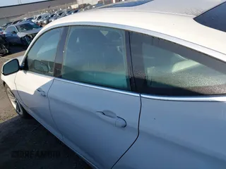 2018 BMW 3 Series 330i xDrive with VIN WBA8Z9C5XJG828406, listed as a IAAI auction lot 41236150 with 36,815 mi miles. Bid and sale history available at carsss.com. Image 14.