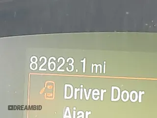 2021 Ford Police Interceptor Utility z VIN 1FM5K8ABXMGA46944, wystawiony jako IAAI lot #42087400 z przebiegiem 82 623 mil mil oraz . Historia ofert i sprzedaży dostępna na DreamBid. Obrazek 14.