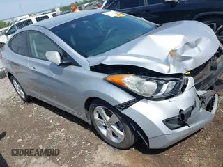 2013 Hyundai Elantra GLS z VIN 5NPDH4AE1DH367431, wystawiony jako IAAI lot #42258866 z przebiegiem 182 961 mil mil oraz . Historia ofert i sprzedaży dostępna na DreamBid. Obrazek 1.