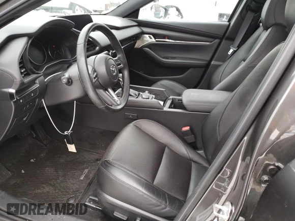2020 Mazda Mazda3 Hatchback Premium Package with VIN JM1BPBNM1L1157076, listed as a Copart auction lot 38391203 with 30,906 mi miles. Bid and sale history available at carsss.com. Image 7.