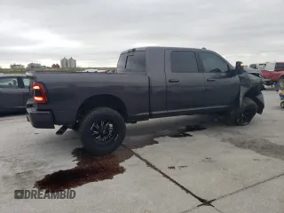 2024 Ram 2500 Laramie z VIN 3C6UR5NL3RG223592, wystawiony jako Copart lot #53073445 z przebiegiem 21 675 mil mil oraz Szkoda całkowita • Salvage title. Historia ofert i sprzedaży dostępna na DreamBid. Obrazek 3.