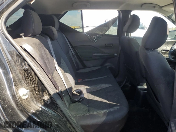 2019 Nissan Kicks S with VIN 3N1CP5CU3KL528984, listed as a Copart auction lot 47697585 with 61,289 mi miles and Salvage Title. Bid and sale history available at carsss.com. Image 11.