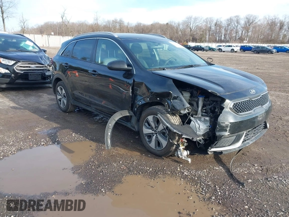 2018 Kia Niro LX with VIN KNDCB3LCXJ5158204, listed as a IAAI auction lot 41521783 with 69,290 mi miles. Bid and sale history available at carsss.com. Image 1.