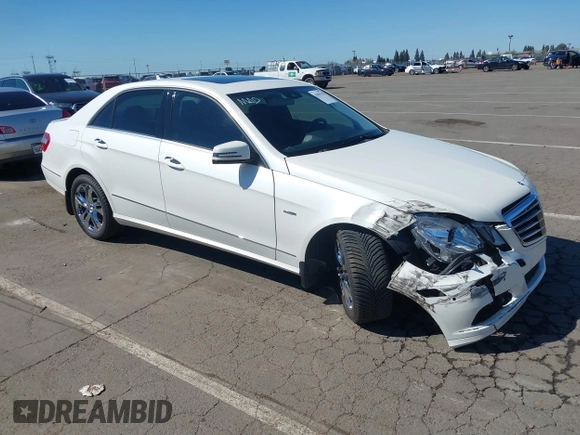 2011 Mercedes-Benz E 350 Luxury z VIN WDDHF2EB6BA505602, wystawiony jako IAAI lot #41859128 z przebiegiem 114 146 mil mil oraz . Historia ofert i sprzedaży dostępna na DreamBid. Obrazek 1.