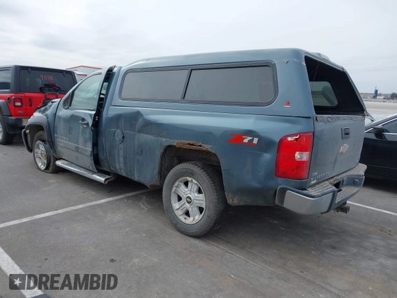 2008 Chevrolet Silverado 1500 Work Truck with VIN 1GCEC14008Z197627, listed as a IAAI auction lot 41532550 with 1 mi miles. Bid and sale history available at carsss.com. Image 3.