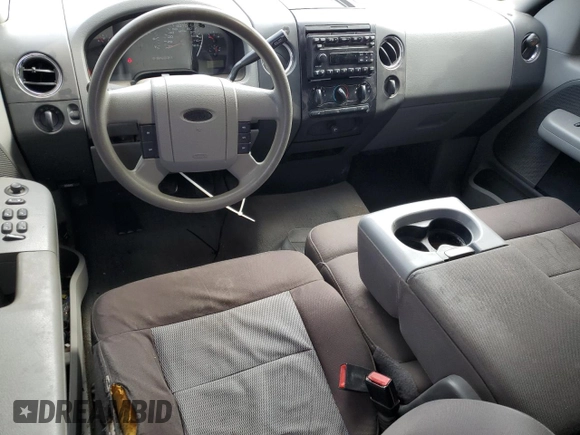 2004 Ford F-150 STX with VIN 1FTRX02W74KC08388, listed as a Copart auction lot 87290524 with 189,003 mi miles and Salvage title. Bid and sale history available at DreamBid. Image 8.