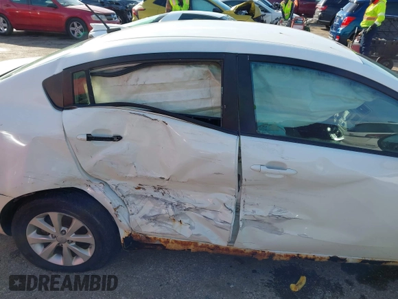 2015 Kia Rio EX with VIN KNADN4A31F6425359, listed as a IAAI auction lot 41345129 with 207,623 mi miles. Bid and sale history available at carsss.com. Image 6.