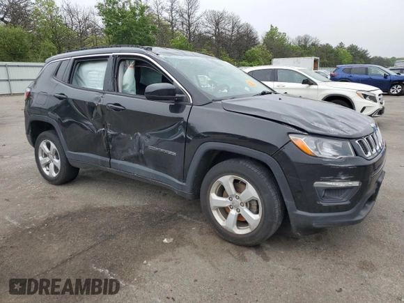 2020 Jeep Compass Latitude with VIN 3C4NJDBB8LT138319, listed as a Copart auction lot 58941325 with 32,620 mi miles and Salvage title. Bid and sale history available at DreamBid. Image 4.