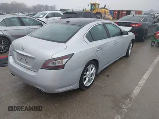 2013 Nissan Maxima SV z VIN 1N4AA5AP3DC821260, wystawiony jako IAAI lot #41504016 z przebiegiem Nie podano mil oraz . Historia ofert i sprzedaży dostępna na DreamBid. Obrazek 4.