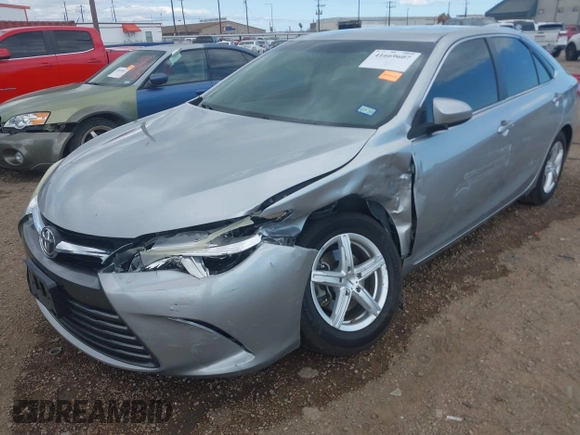 2015 Toyota Camry XLE with VIN 4T1BF1FK1FU475840, listed as a IAAI auction lot 41669607 with 104,881 mi miles. Bid and sale history available at carsss.com. Image 6.