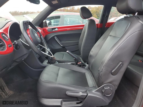 2012 Volkswagen Beetle 2.5L w/Sun/Sound/Nav PZEV with VIN 3VWHP7AT6CM623752, listed as a Copart auction lot 77493024 with 138,131 mi miles and Salvage Title. Bid and sale history available at carsss.com. Image 7.