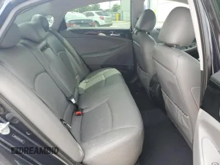 2013 Hyundai Sonata Limited z VIN 5NPEC4AC6DH711644, wystawiony jako Copart lot #61027705 z przebiegiem 65 443 mil mil oraz Szkoda całkowita • Salvage title. Historia ofert i sprzedaży dostępna na DreamBid. Obrazek 10.