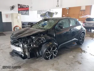 2019 Toyota C-HR XLE with VIN NMTKHMBX9KR078696, listed as a IAAI auction lot 39827333 with 27,840 mi miles. Bid and sale history available at carsss.com. Image 18.