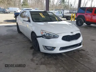 2014 Kia Cadenza Premium with VIN KNALN4D74E5138497, listed as a IAAI auction lot 41678439 with 155,194 mi miles. Bid and sale history available at carsss.com. Image 1.