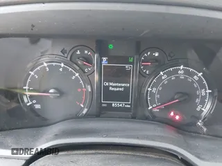 2021 Toyota 4Runner SR5 with VIN JTEMU5JR1M5937878, listed as a IAAI auction lot 42130560 with 85,547 mi miles and . Bid and sale history available at DreamBid. Image 7.