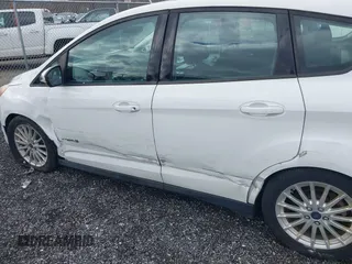 2014 Ford C-Max SE with VIN 1FADP5AU7EL504732, listed as a IAAI auction lot 41739282 with 60,801 mi miles. Bid and sale history available at carsss.com. Image 12.