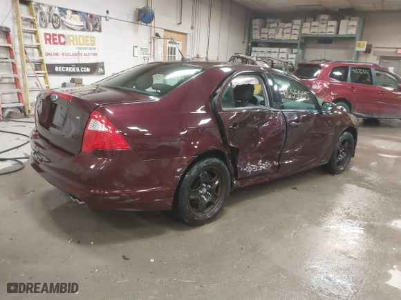 2011 Ford Fusion SE with VIN 3FAHP0HA0BR100216, listed as a IAAI auction lot 41655555 with 55,002 mi miles. Bid and sale history available at carsss.com. Image 4.