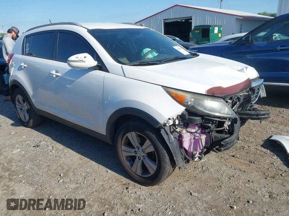 2013 Kia Sportage LX with VIN KNDPB3A25D7538328, listed as a IAAI auction lot 41989605 with 101,064 mi miles. Bid and sale history available at carsss.com. Image 1.