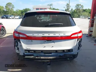2017 Lincoln MKX Reserve with VIN 2LMPJ6LR6HBL52244, listed as a IAAI auction lot 41908684 with 77,886 mi miles. Bid and sale history available at carsss.com. Image 6.