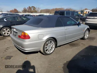 2003 BMW 3 Series 330Ci with VIN WBABS53483JU99236, listed as a Copart auction lot 78542194 with 132,758 mi miles and Salvage Title. Bid and sale history available at carsss.com. Image 3.