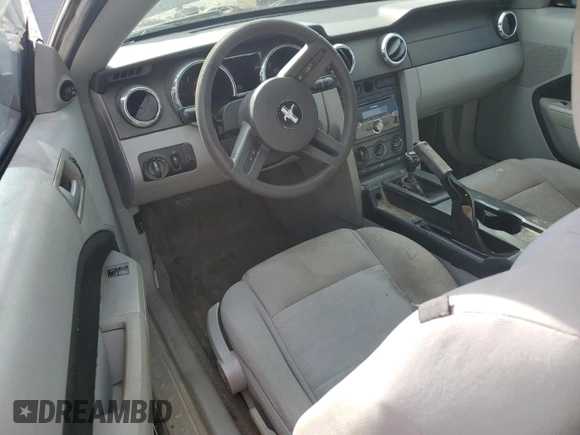 2008 Ford Mustang Deluxe with VIN 1ZVHT80N485154386, listed as a Copart auction lot 53885025 with 164,818 mi miles and Salvage Title. Bid and sale history available at DreamBid. Image 8.