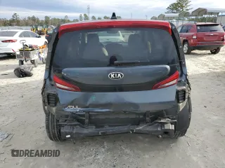 2020 Kia Soul LX with VIN KNDJ23AU3L7003181, listed as a Copart auction lot 42324525 with 82,907 mi miles and Salvage Title. Bid and sale history available at carsss.com. Image 6.