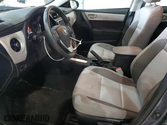 2019 Toyota Corolla L z VIN 2T1BURHE0KC231913, wystawiony jako Copart lot #53734325 z przebiegiem 62 159 mil mil oraz Szkoda całkowita • Salvage title. Historia ofert i sprzedaży dostępna na DreamBid. Obrazek 7.