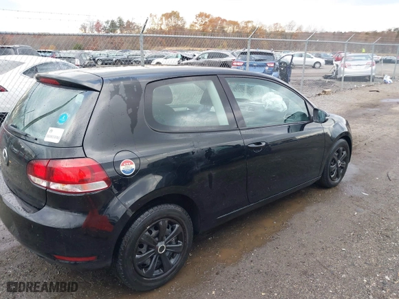2013 Volkswagen Golf w/Conv & Sunroof with VIN WVWBB7AJXDW129305, listed as a IAAI auction lot 40969385 with 79,953 mi miles. Bid and sale history available at carsss.com. Image 4.