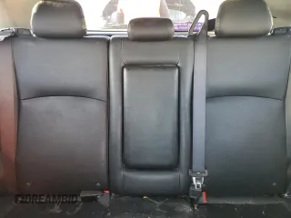 2018 Mitsubishi Outlander SEL z VIN JA4AR4AW3JU002172, wystawiony jako Copart lot #88219955 z przebiegiem 95 339 mil mil oraz Szkody całkowita. Historia ofert i sprzedaży dostępna na DreamBid. Obrazek 10.