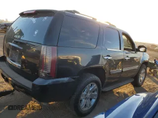 2007 GMC Yukon SLE with VIN 1GKFK13027R213094, listed as a Copart auction lot 84669324 with 0 mi miles and Salvage Title. Bid and sale history available at carsss.com. Image 3.