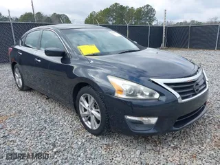 2013 Nissan Altima 2.5 S with VIN 1N4AL3AP5DC139057, listed as a IAAI auction lot 41536860 with 148,958 mi miles. Bid and sale history available at carsss.com. Image 1.