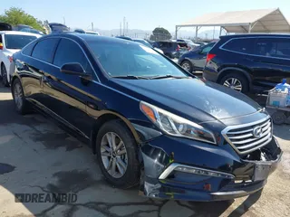 2015 Hyundai Sonata SE z VIN 5NPE24AF6FH146781, wystawiony jako IAAI lot #42297066 z przebiegiem 147 049 mil mil oraz . Historia ofert i sprzedaży dostępna na DreamBid. Obrazek 1.