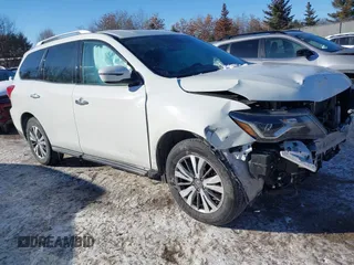 2020 Nissan Pathfinder SV with VIN 5N1DR2BM0LC608246, listed as a IAAI auction lot 41629956 with 88,104 mi miles. Bid and sale history available at carsss.com. Image 1.