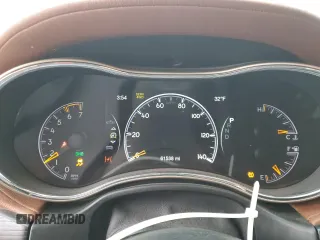 2016 Jeep Grand Cherokee Summit z VIN 1C4RJFJT5GC408552, wystawiony jako Copart lot #86302204 z przebiegiem 61 538 mil mil oraz Czysty tytuł • Clean title. Historia ofert i sprzedaży dostępna na DreamBid. Obrazek 9.