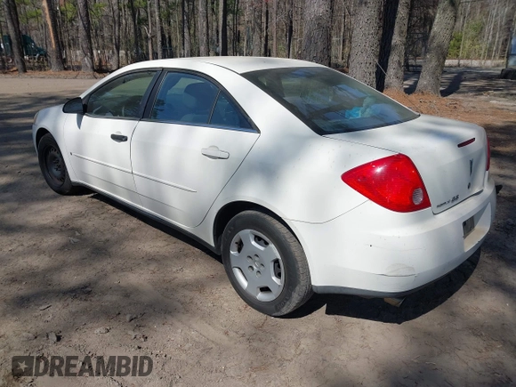 2008 Pontiac G6 1SV Value Leader with VIN 1G2ZF57B284297954, listed as a IAAI auction lot 41864563 with 203,678 mi miles. Bid and sale history available at carsss.com. Image 3.