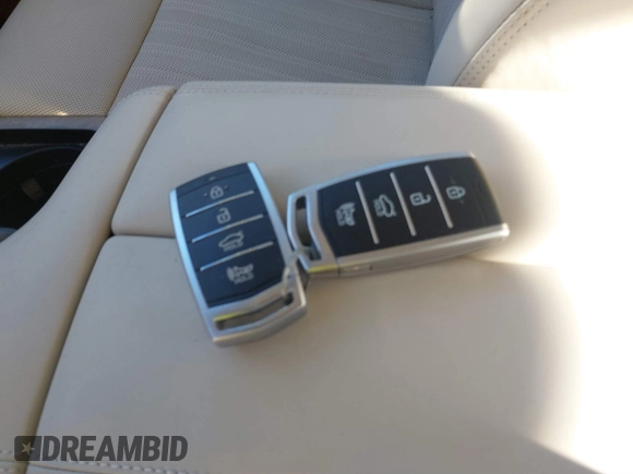2021 Genesis G90 Premium z VIN KMTF34PA8MU089310, wystawiony jako IAAI lot #41762530 z przebiegiem Nie podano mil oraz . Historia ofert i sprzedaży dostępna na DreamBid. Obrazek 11.