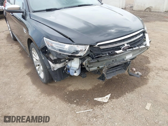 2019 Ford Taurus Limited z VIN 1FAHP2F82KG111088, wystawiony jako IAAI lot #42280384 z przebiegiem 97 961 mil mil oraz . Historia ofert i sprzedaży dostępna na DreamBid. Obrazek 18.