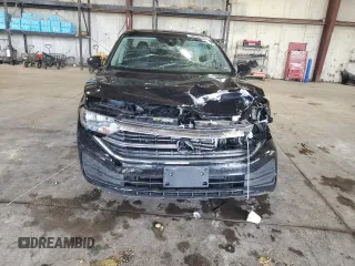 2024 Volkswagen Jetta SE with VIN 3VW7M7BU5RM080432, listed as a Copart auction lot 61968525 with 32,673 mi miles and Salvage title. Bid and sale history available at DreamBid. Image 5.