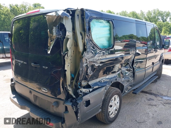 2017 Ford Transit XL z VIN 1FBZX2ZM3HKA20753, wystawiony jako IAAI lot #42340639 z przebiegiem 322 450 mil mil oraz . Historia ofert i sprzedaży dostępna na DreamBid. Obrazek 6.