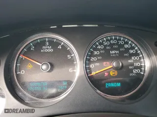 2009 Chevrolet Avalanche LT w/2LT with VIN 3GNFK22099G219939, listed as a Copart auction lot 87697015 with 176,558 mi miles and Salvage Title. Bid and sale history available at carsss.com. Image 9.