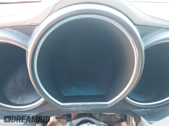 2005 Lexus RX 330 с VIN 2T2GA31U75C037389, выставлен на аукционе IAAI как лот 42516006 с пробегом Не указан миль и . История ставок и продаж доступна на DreamBid. Изображение 7.