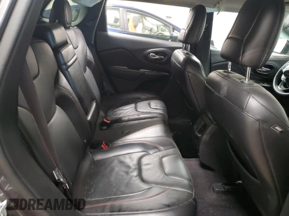2019 Jeep Cherokee Trailhawk Elite с VIN 1C4PJMBN6KD162156, выставлен на аукционе Copart как лот 83041704 с пробегом 100 616 миль миль и Списание • Salvage title. История ставок и продаж доступна на DreamBid. Изображение 12.