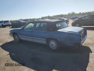 1992 Cadillac DeVille z VIN 1G6CD53B8N4294424, wystawiony jako Copart lot #56492064 z przebiegiem 151 165 mil mil oraz Szkoda całkowita • Salvage title. Historia ofert i sprzedaży dostępna na DreamBid. Obrazek 2.