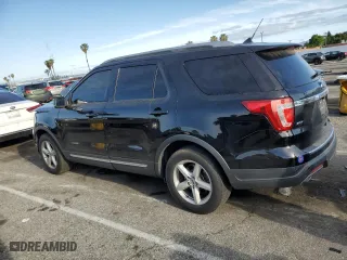 2018 Ford Explorer XLT with VIN 1FM5K7D88JGC72244, listed as a Copart auction lot 51465125 with 76,336 mi miles and Salvage Title. Bid and sale history available at carsss.com. Image 2.